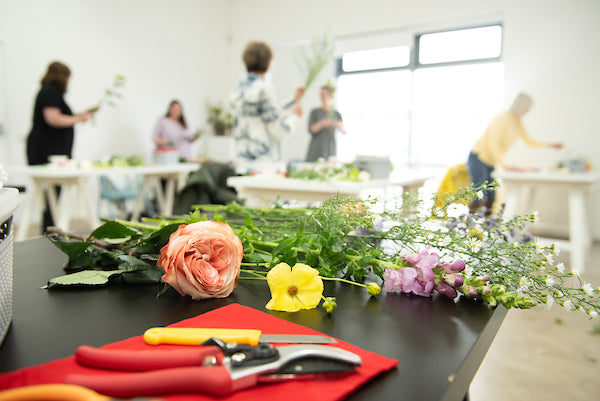 Scotland's foremost flower arranging classes based in Edinburgh